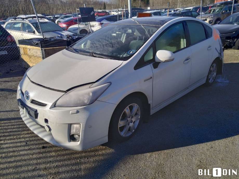 Toyota Prius 2009-2016 (Type III) (COMBI) (COMBI), Motorkode: 2ZR-FXE, Girkassekode: 