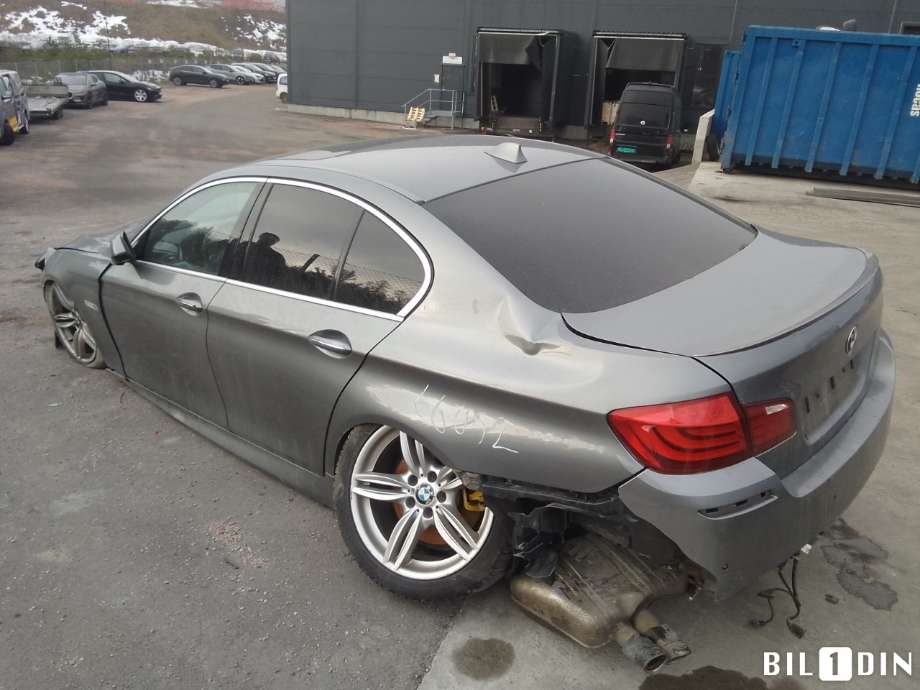 BMW 5-Serie 2010-2017 (F10/F11) (F10/F11), Motorkode: N57-D30A, Girkassekode: 
