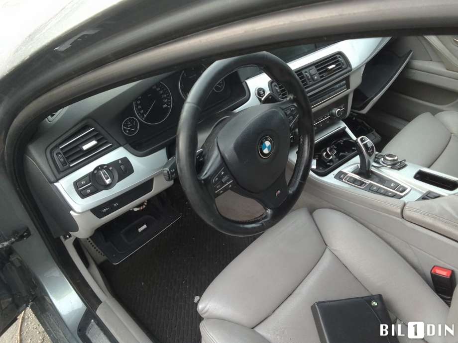 BMW 5-Serie 2010-2017 (F10/F11) (F10/F11), Motorkode: N57-D30A, Girkassekode: 