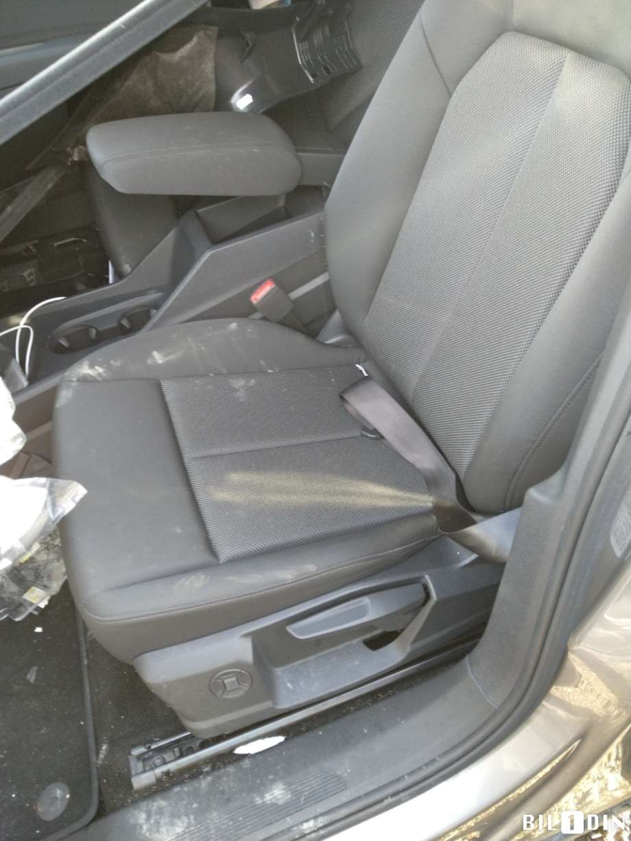 Audi Q4 e-tron 2021-->> , Motorkode: , Girkassekode: 