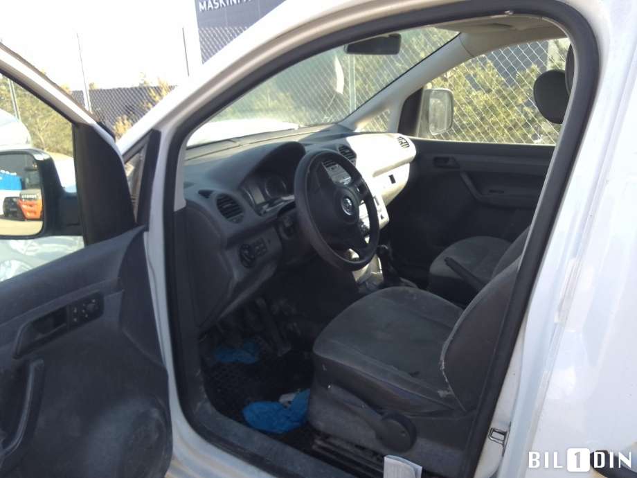 VW Caddy 2010-2015 (Type III, Fase 2) , Motorkode: CAYD, Girkassekode: 