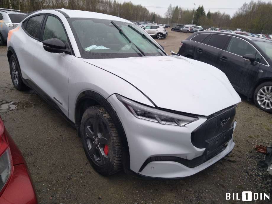 Ford Mustang Mach-e 2020-->> , Motorkode: U, Girkassekode: 