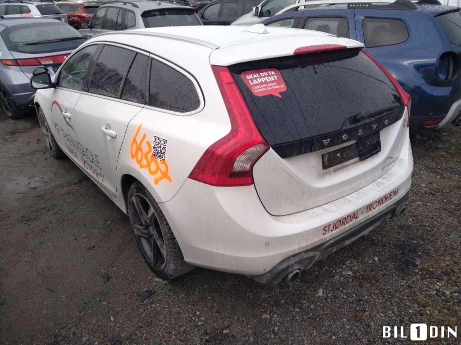 Volvo V60/V60 CC 2013-2018 (Type I, Fase 2) , Motorkode: D4162T, Girkassekode: 