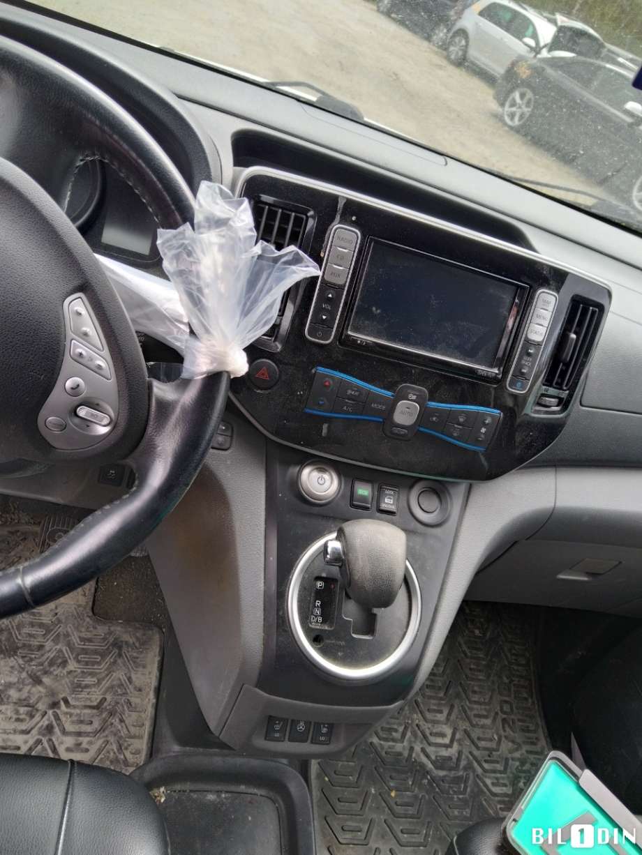 Nissan NV200 2010-2019 , Motorkode: EM57, Girkassekode: