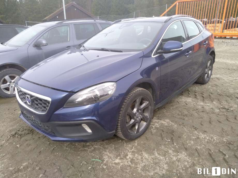 Volvo V40 2012-2019 , Motorkode: D4162T, Girkassekode: 