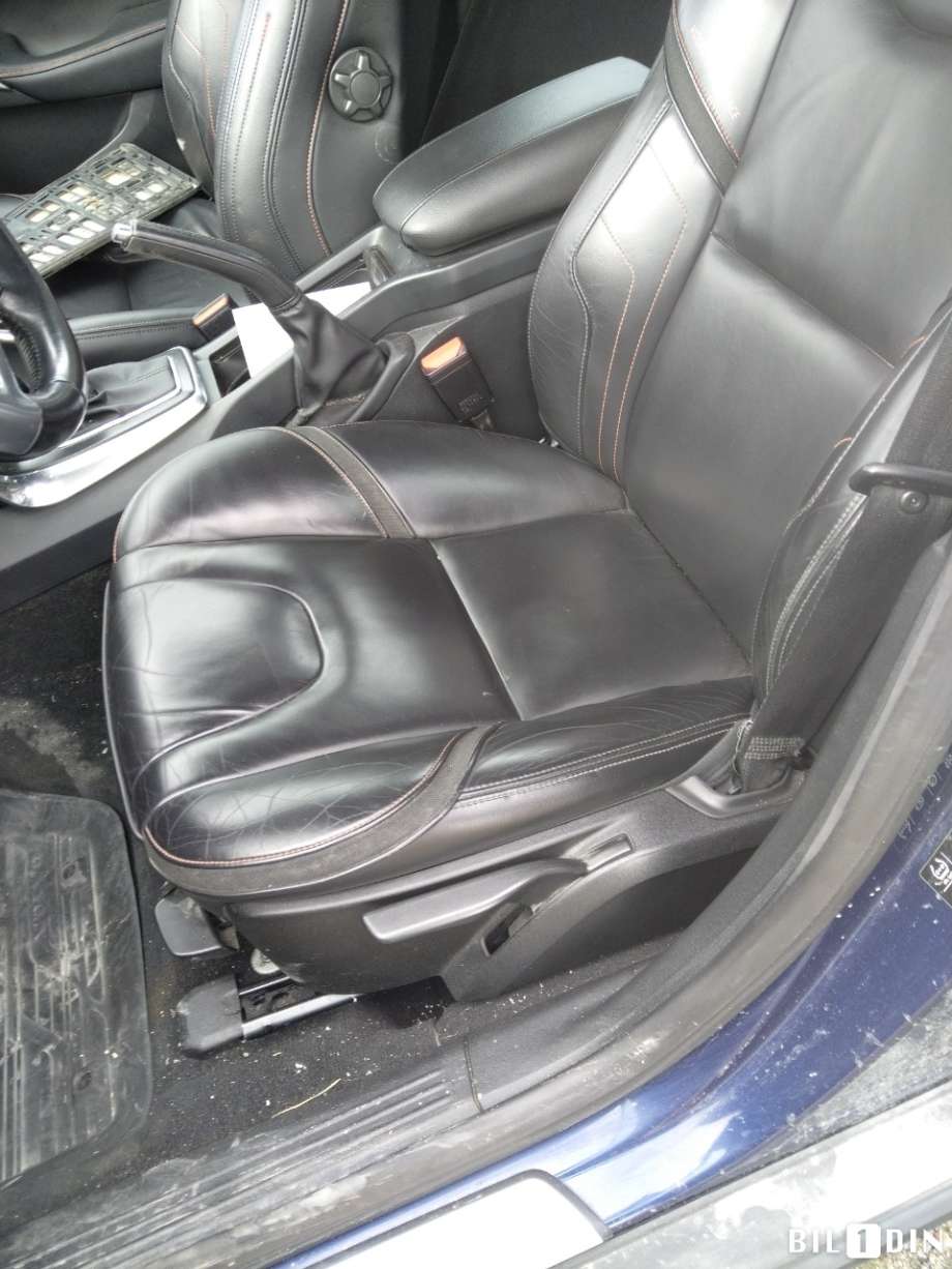Volvo V40 2012-2019 , Motorkode: D4162T, Girkassekode: 