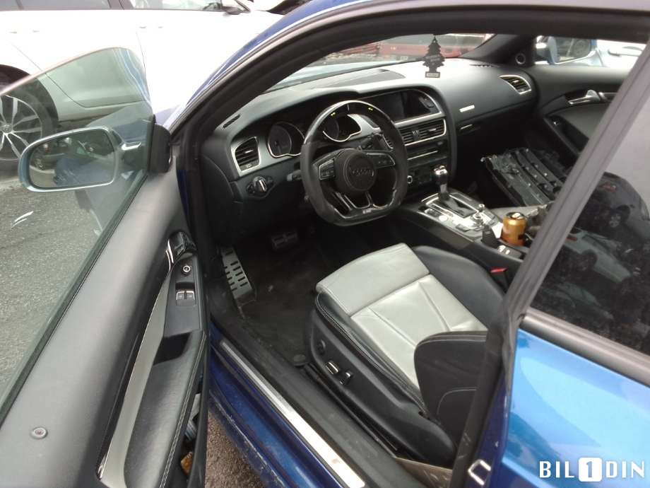 Audi A5 2007-2016 (Type I) , Motorkode: CGWC, Girkassekode: 