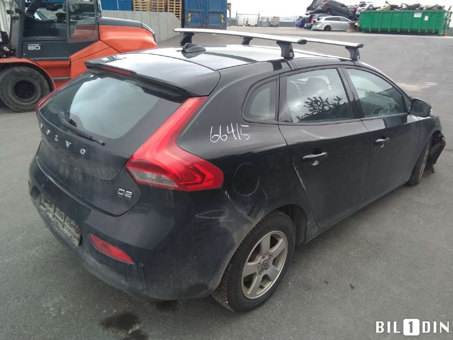Volvo V40 2012-2019 , Motorkode: D4162T, Girkassekode: 