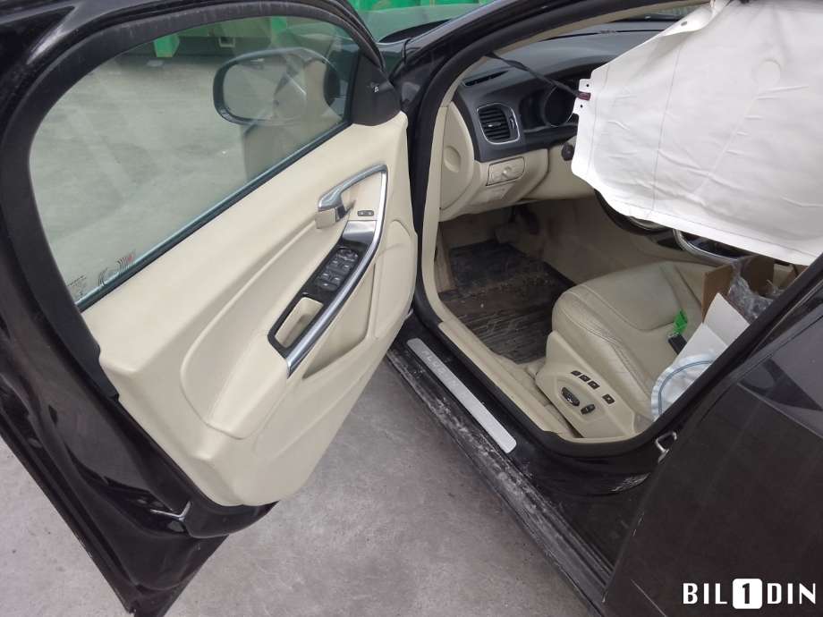 Volvo V60/V60 CC 2013-2018 (Type I, Fase 2) , Motorkode: D87PHEV, Girkassekode:
