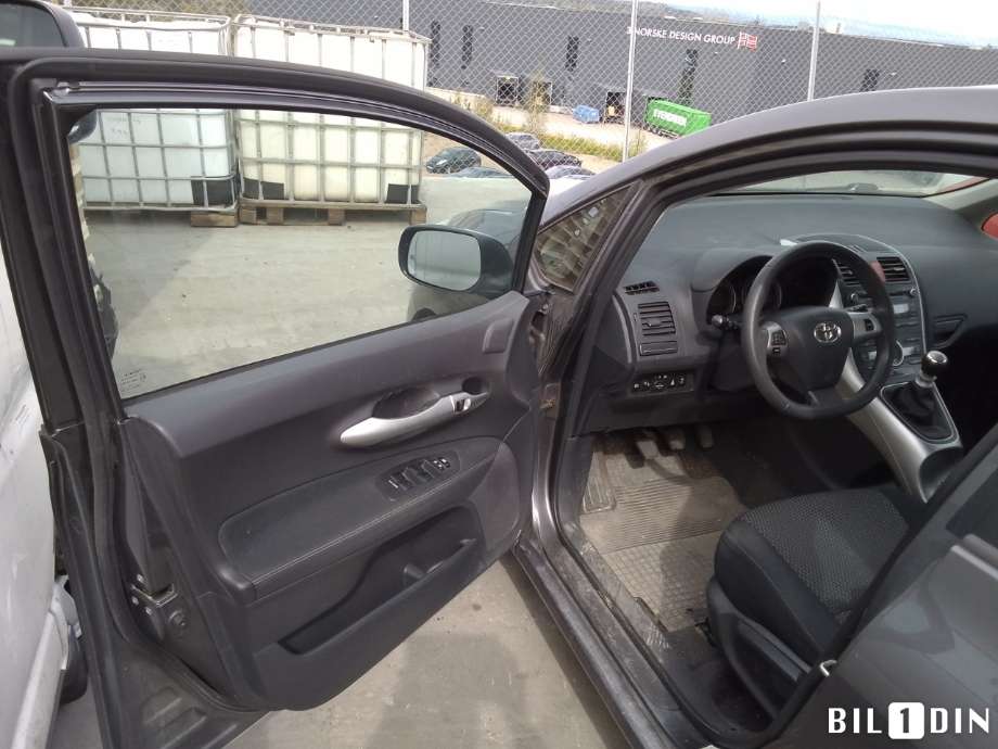 Toyota Auris 2010-2012 (Type I, Fase 2) , Motorkode: 1ND-TV, Girkassekode: 