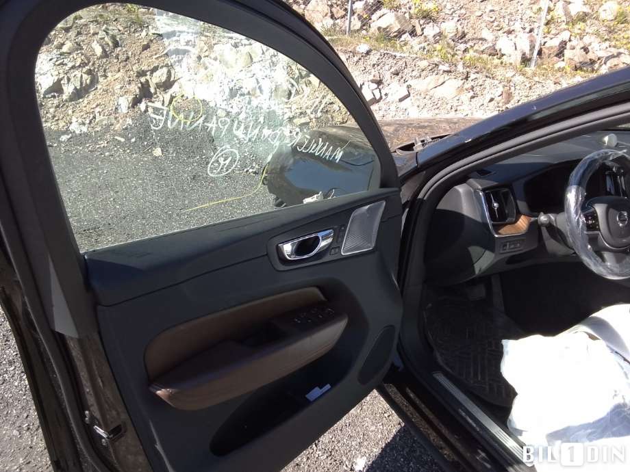 Volvo XC60 2017-->> (Type II) , Motorkode: B4204T35, Girkassekode: 