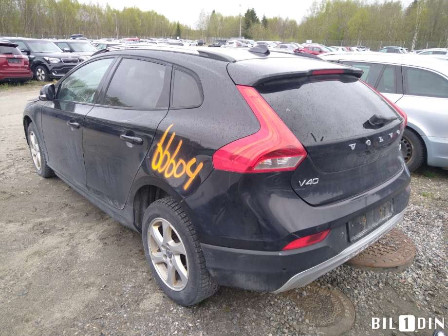 Volvo V40 2012-2019 , Motorkode: D4162T, Girkassekode: 