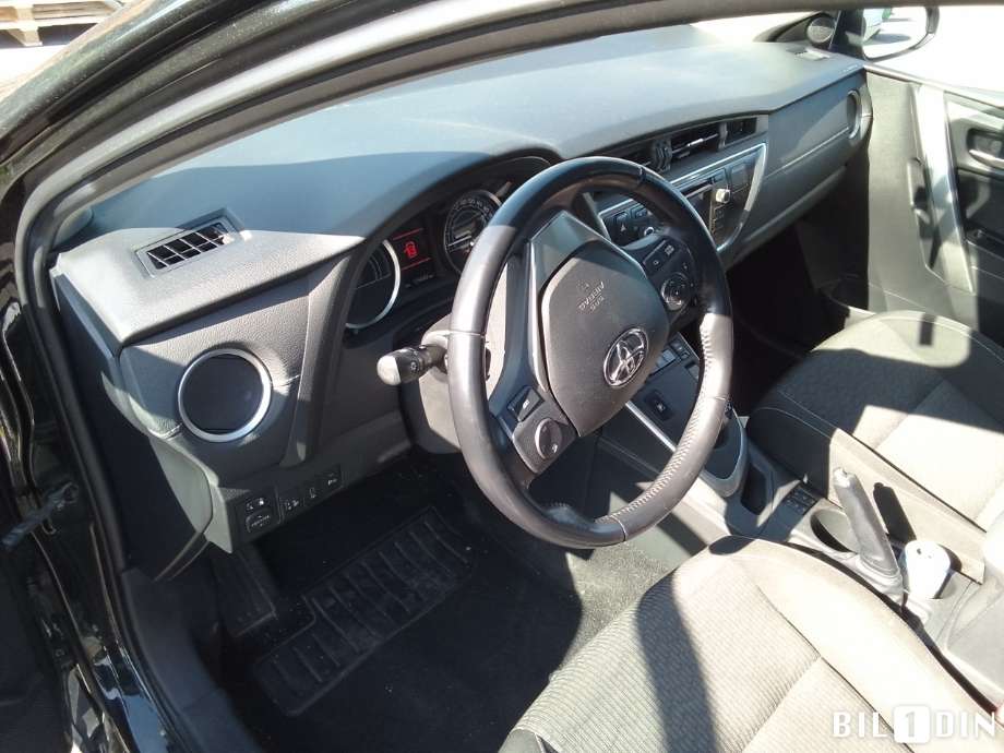 Toyota Auris 2015-2019 (Type II, Fase 2) , Motorkode: 2ZR-FXE, Girkassekode: 