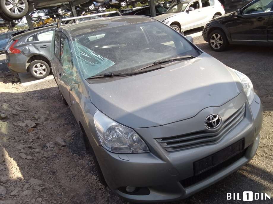 Toyota Verso 2009-2016 (Type III) , Motorkode: 1AD-FTV, Girkassekode: 