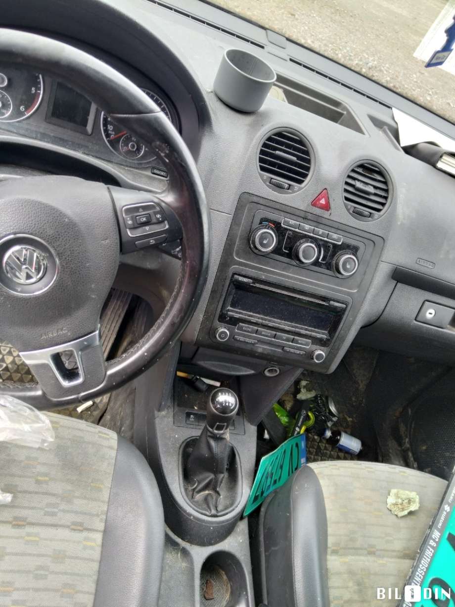 VW Caddy 2010-2015 (Type III, Fase 2) , Motorkode: CFHF, Girkassekode: 