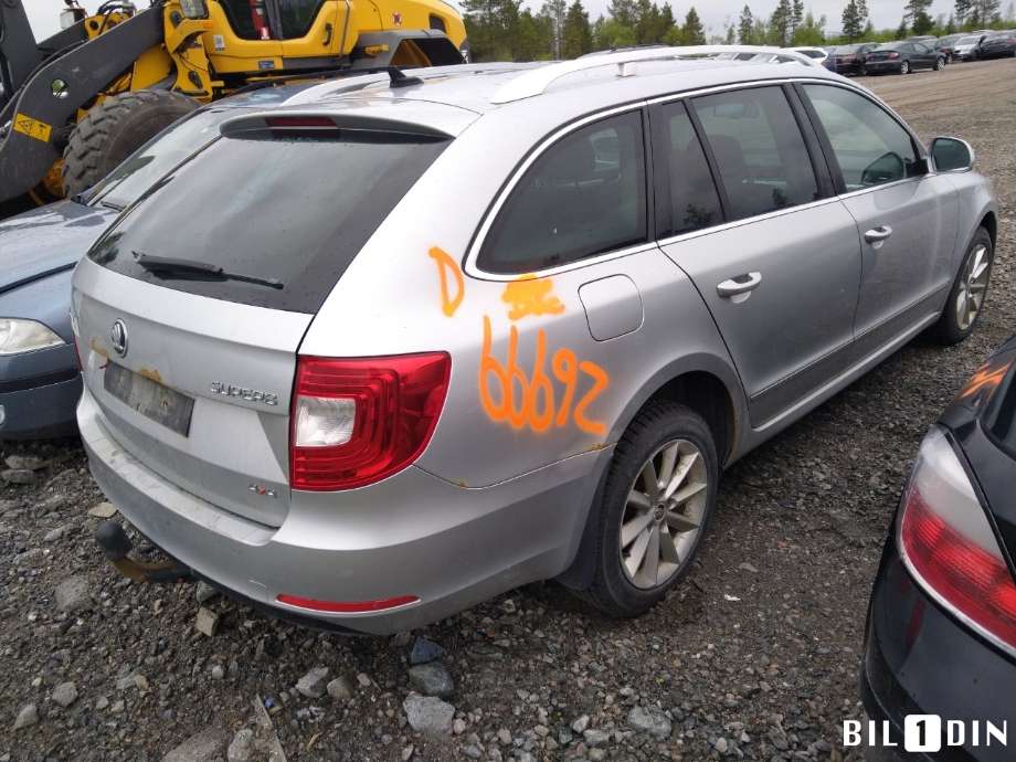 Škoda Superb 2008-2015 (Type II) , Motorkode: CFGB, Girkassekode: 