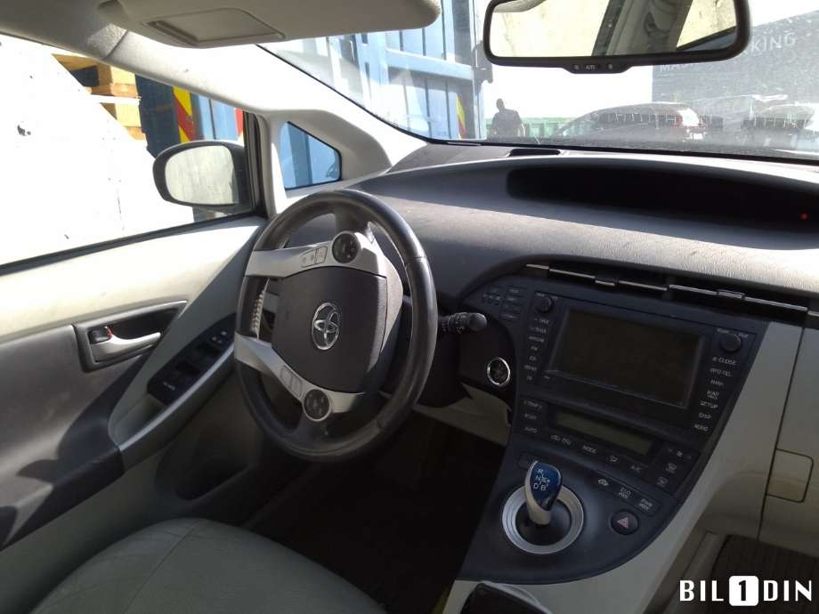 Toyota Prius 2009-2016 (Type III) (COMBI) (COMBI), Motorkode: 2ZR-FXE, Girkassekode: