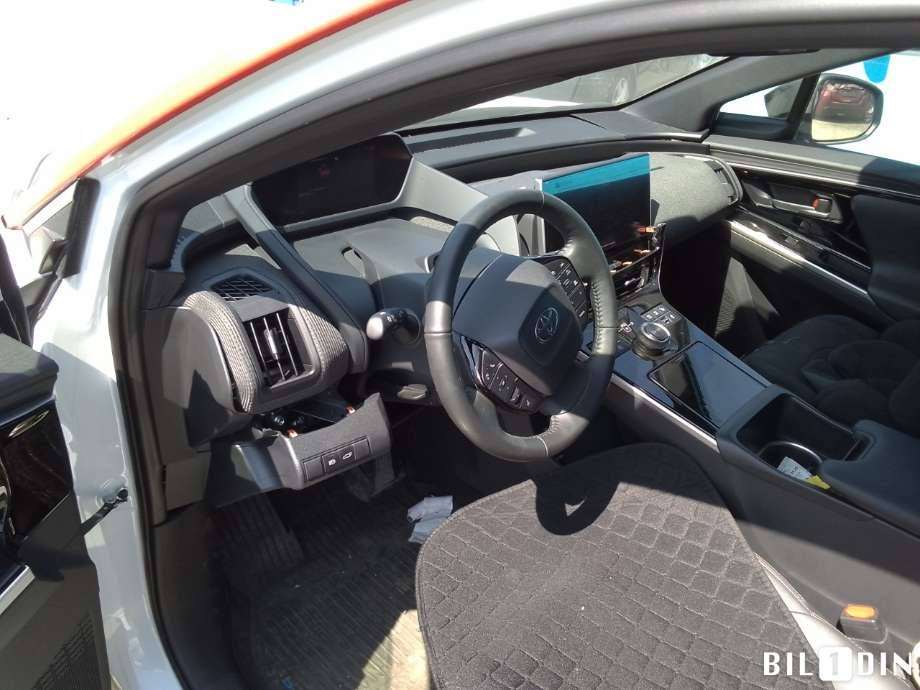 Toyota bZ4X 2022-->> , Motorkode: , Girkassekode:
