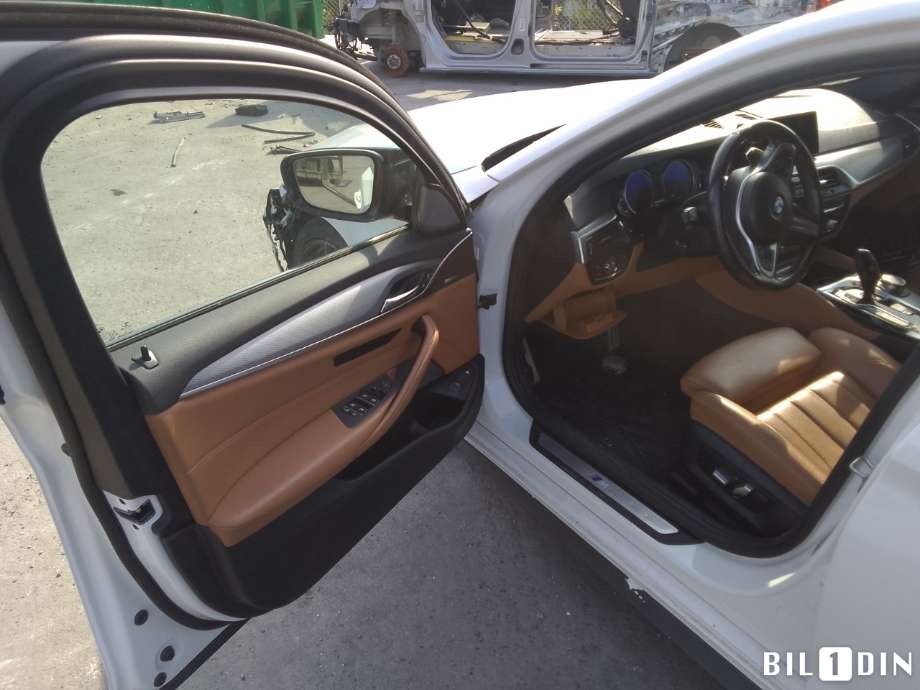 BMW 5-Serie 2017-->> (G30/G31) (G30/G31), Motorkode: B48-B20B, Girkassekode: 
