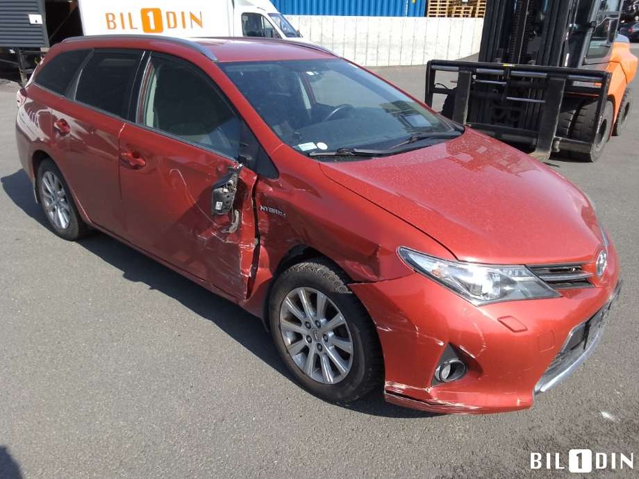 Toyota Auris 2013-2015 (Type II, Fase 1) , Motorkode: 2ZR-FXE, Girkassekode: 