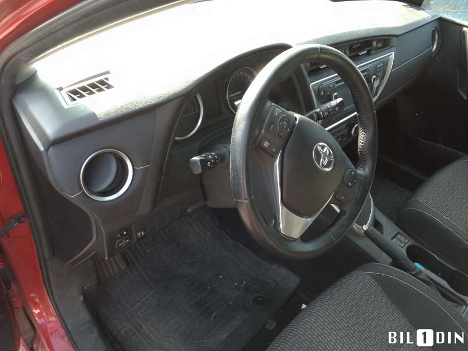Toyota Auris 2013-2015 (Type II, Fase 1) , Motorkode: 2ZR-FXE, Girkassekode: 