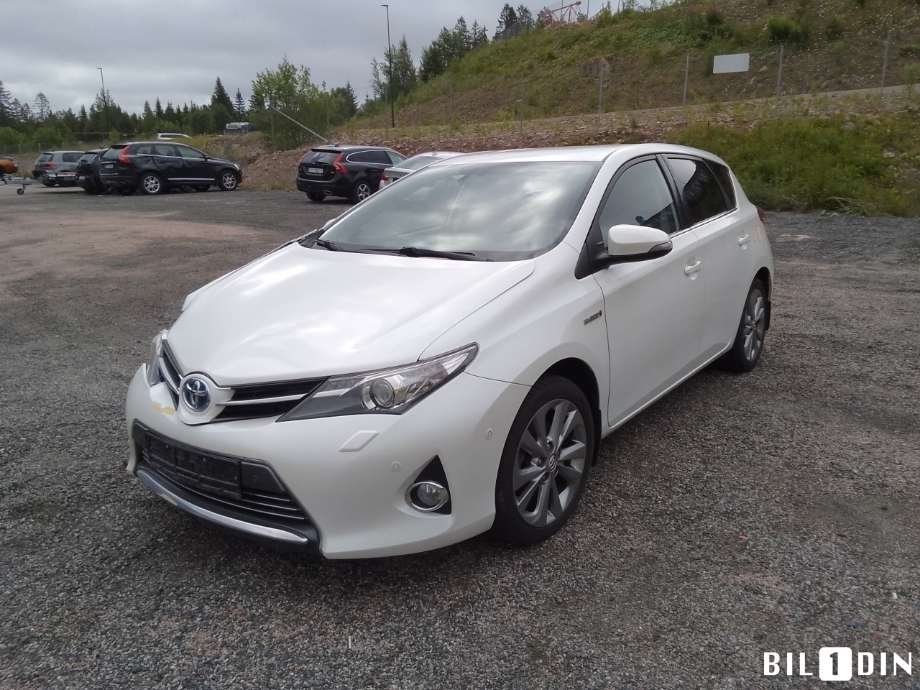 Toyota Auris 2013-2015 (Type II, Fase 1) , Motorkode: 2ZR-FXE, Girkassekode: 