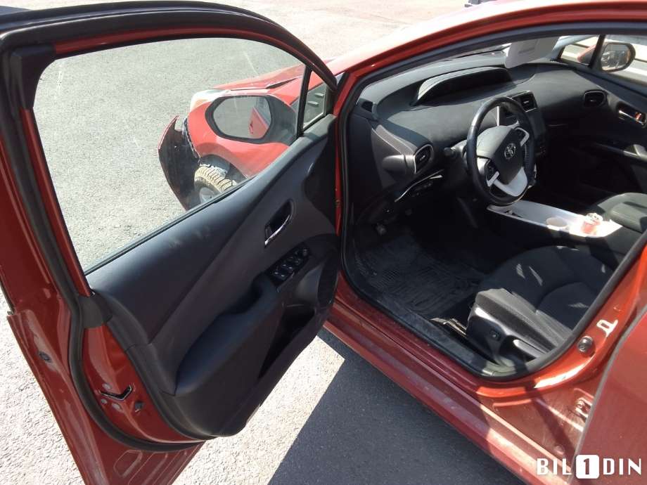 Toyota Prius 2016-2023 (Type IV) (combi) (combi), Motorkode: 2ZR-FXE, Girkassekode: 