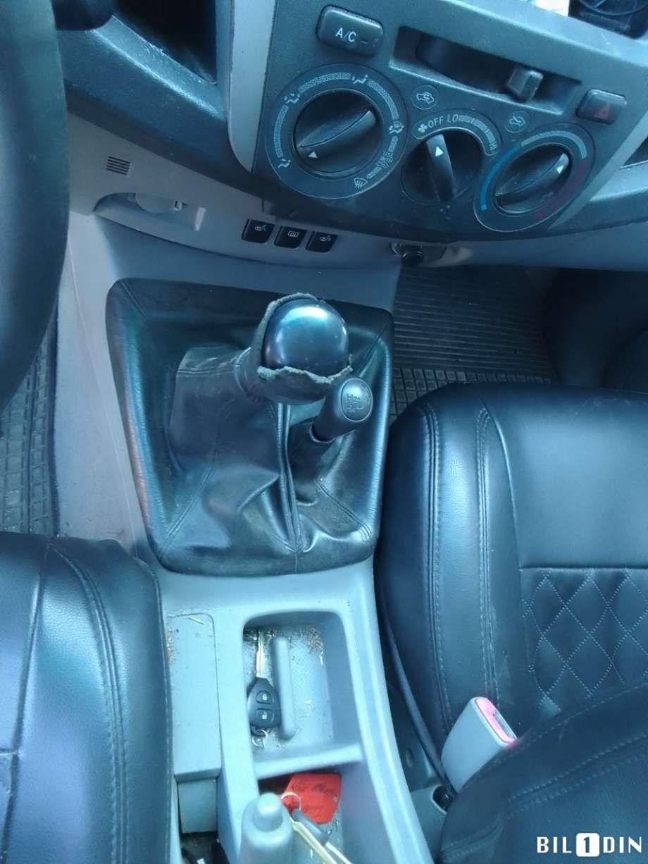 Toyota Hilux 2006-2011 , Motorkode: 2KD-FTV, Girkassekode: 
