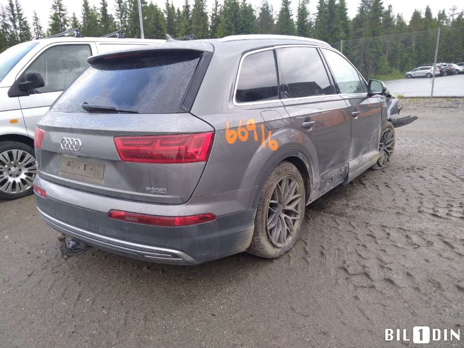 Audi Q7 2015-->> (Type II) , Motorkode: CVZA, Girkassekode: