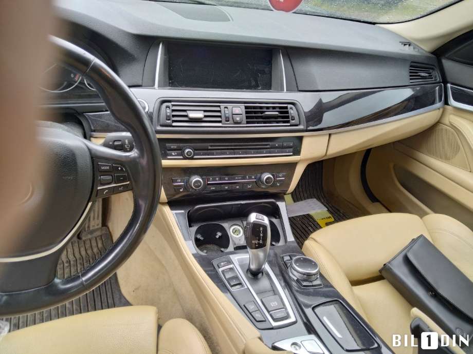 BMW 5-Serie 2010-2017 (F10/F11) (F10/F11), Motorkode: N47-D20C, Girkassekode: 