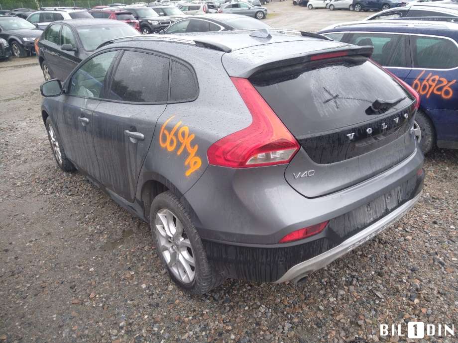 Volvo V40 2012-2019 , Motorkode: B4154T4, Girkassekode: