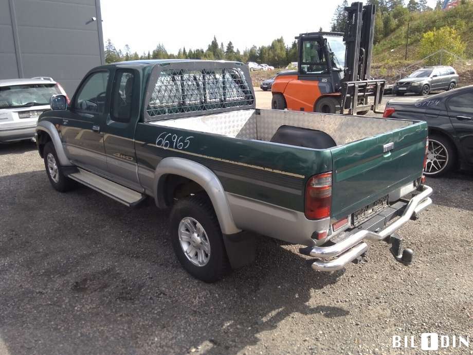 Toyota Hilux 2002-2005 , Motorkode: 2KD-FTV, Girkassekode: 