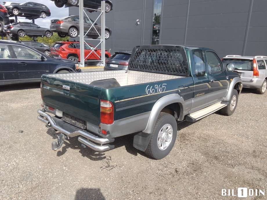 Toyota Hilux 2002-2005 , Motorkode: 2KD-FTV, Girkassekode: 