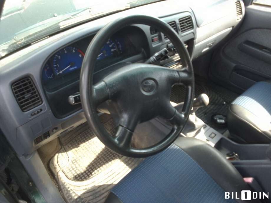Toyota Hilux 2002-2005 , Motorkode: 2KD-FTV, Girkassekode: 