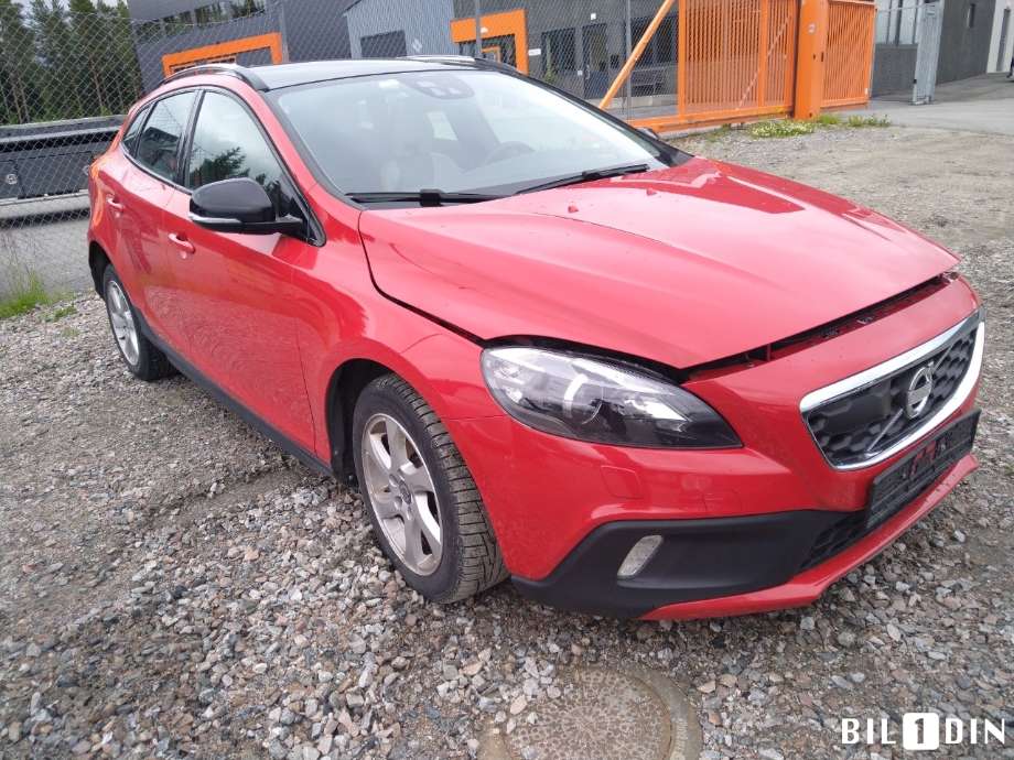 Volvo V40 2012-2019 , Motorkode: D4162T, Girkassekode: 