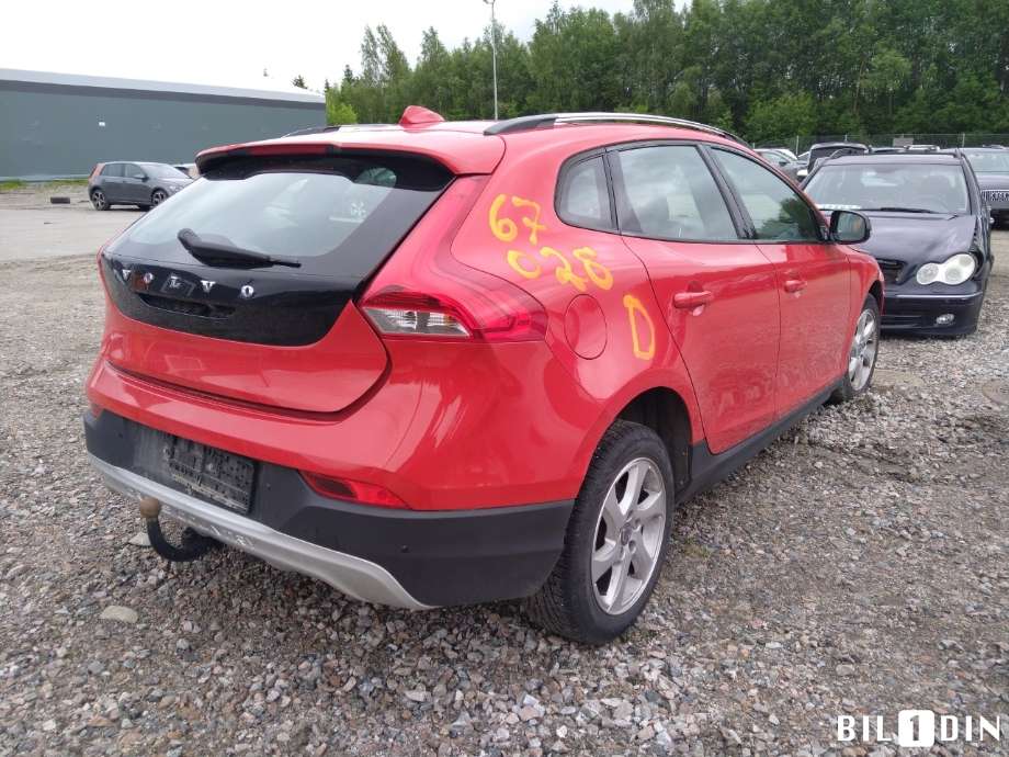 Volvo V40 2012-2019 , Motorkode: D4162T, Girkassekode: 