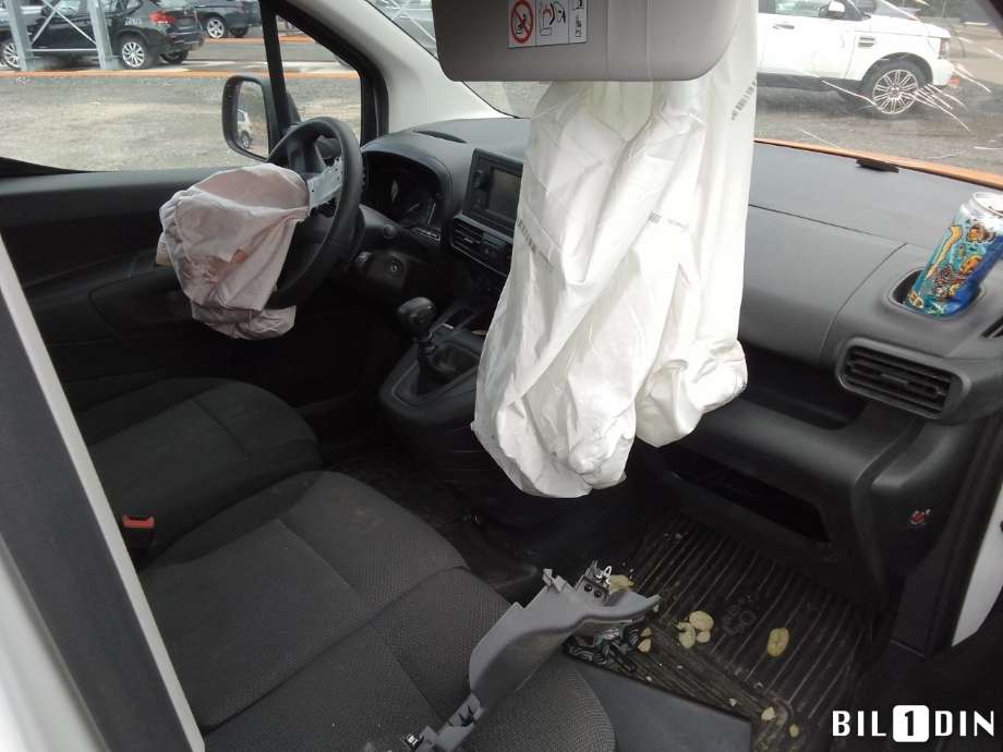 Toyota Proace 2016-->> (Type II) , Motorkode: DV5RD, Girkassekode: 