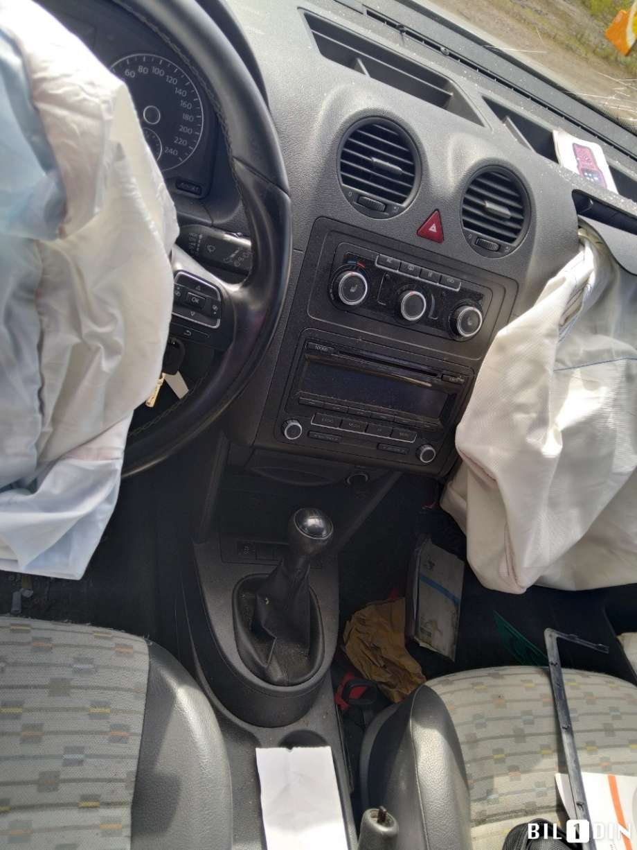 VW Caddy 2010-2015 (Type III, Fase 2) , Motorkode: CAYD, Girkassekode: 