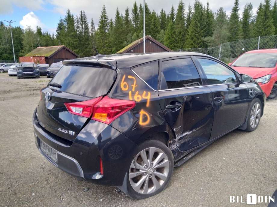 Toyota Auris 2013-2015 (Type II, Fase 1) , Motorkode: 2ZR-FXE, Girkassekode: 