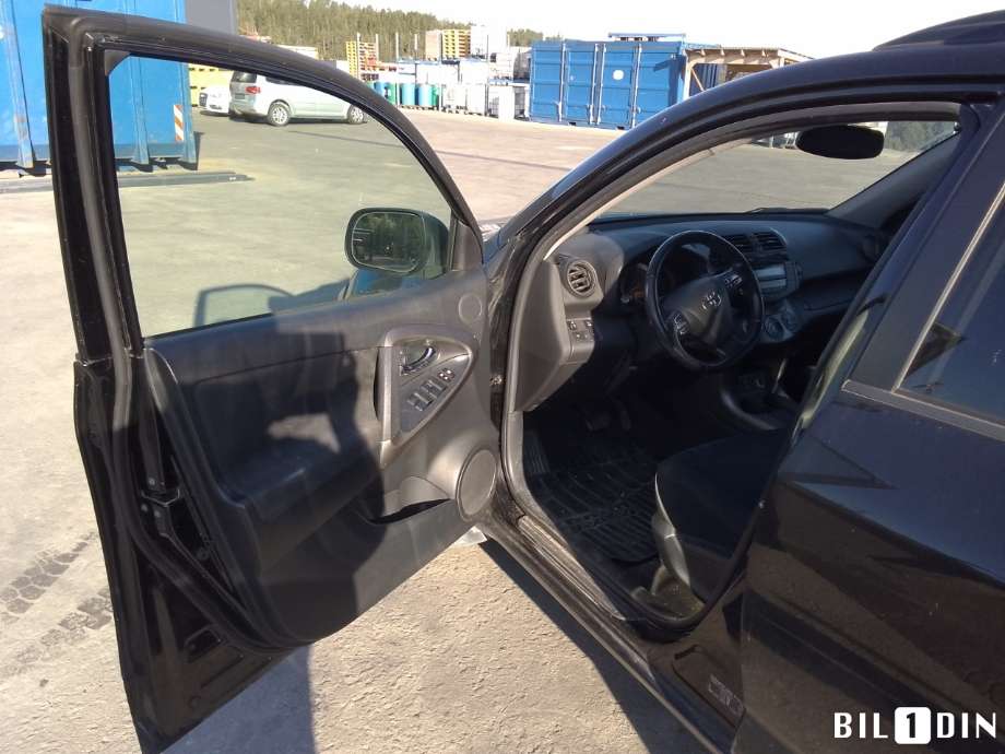 Toyota RAV4 2009-2013 (Type III, Fase 2) , Motorkode: 3ZR-FAE, Girkassekode: 