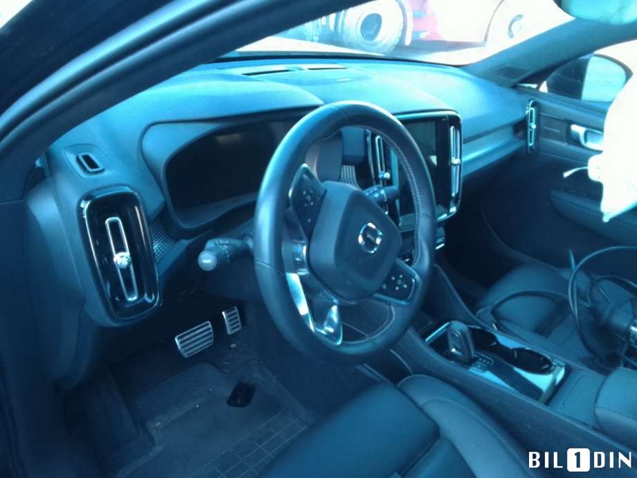 Volvo XC40 2018-2024 , Motorkode: E400V6, Girkassekode: 