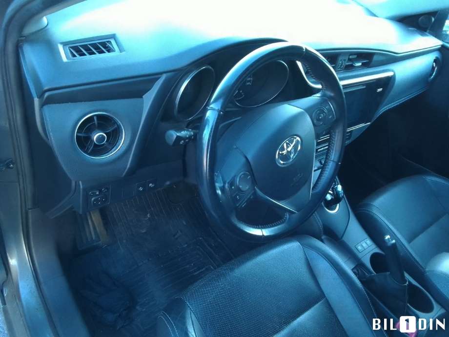 Toyota Auris 2015-2019 (Type II, Fase 2) , Motorkode: 2ZR-FXE, Girkassekode:
