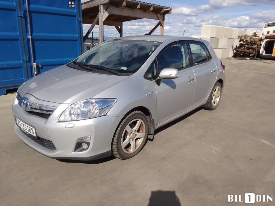 Toyota Auris 2010-2012 (Type I, Fase 2) , Motorkode: 2ZR-FXE, Girkassekode: 