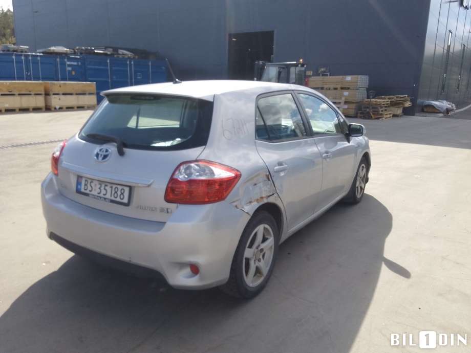 Toyota Auris 2010-2012 (Type I, Fase 2) , Motorkode: 2ZR-FXE, Girkassekode: 