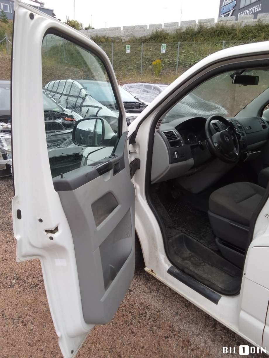 VW Transporter / Caravelle 2009-2015 (Fase 2) (T5) (T5), Motorkode: CFCA, Girkassekode: 