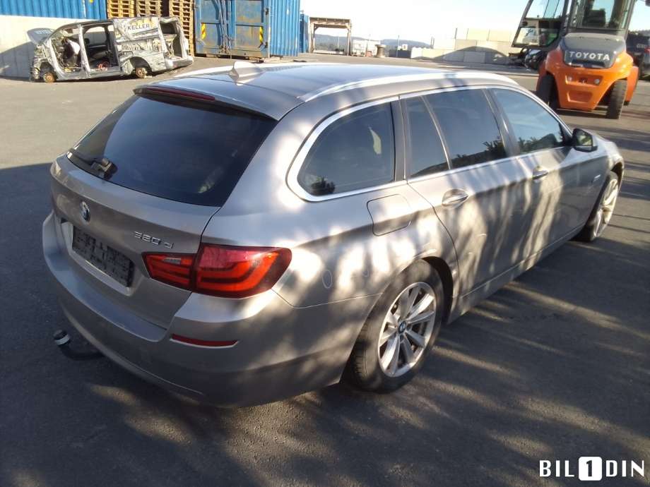 BMW 5-Serie 2010-2017 (F10/F11) (F10/F11), Motorkode: N47-D20C, Girkassekode: