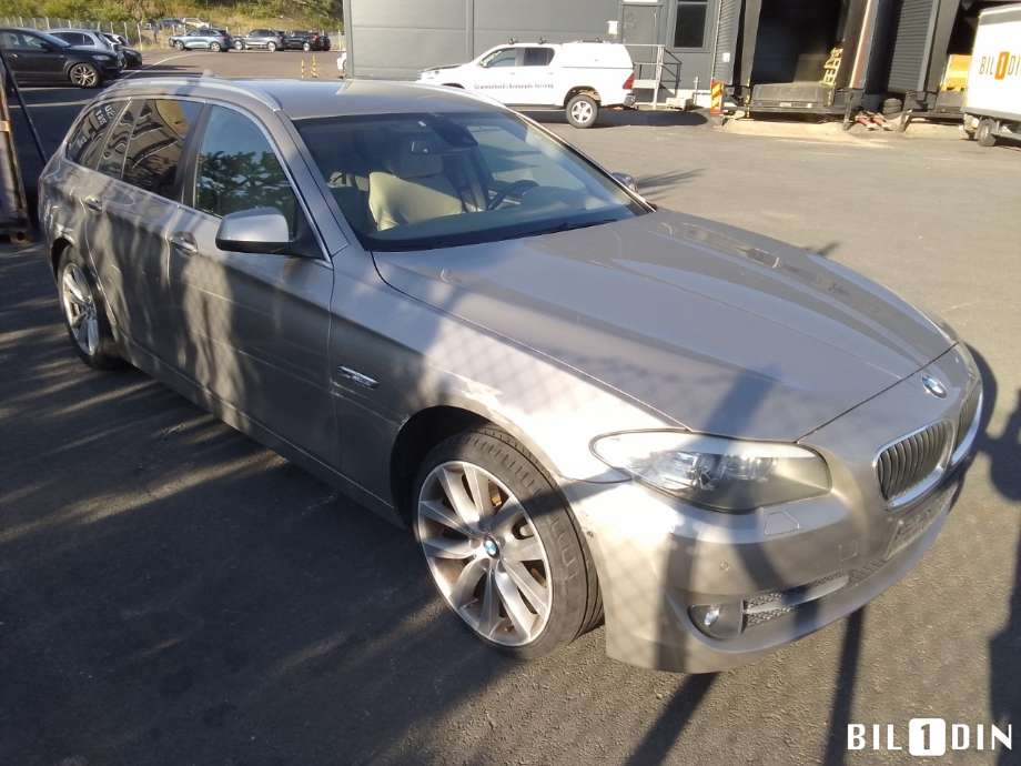 BMW 5-Serie 2010-2017 (F10/F11) (F10/F11), Motorkode: N47-D20C, Girkassekode: 