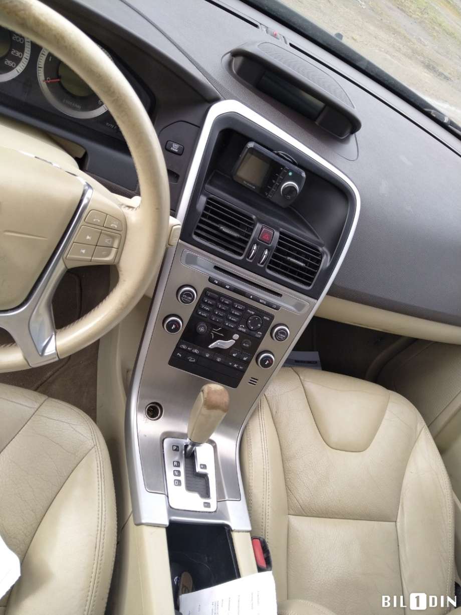 Volvo XC60 2008-2013 (Type I, Fase 1) , Motorkode: D5244T16, Girkassekode: 