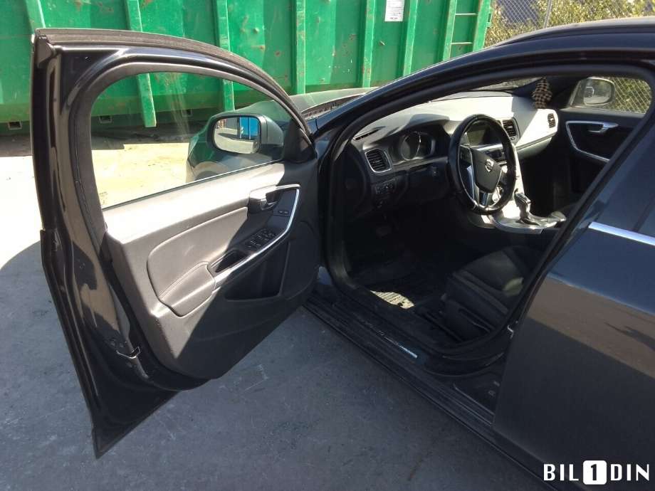 Volvo V60/V60 CC 2013-2018 (Type I, Fase 2) , Motorkode: D4162T, Girkassekode: 