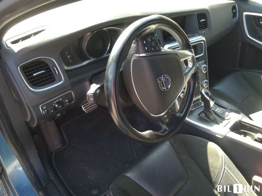 Volvo V60/V60 CC 2013-2018 (Type I, Fase 2) , Motorkode: D5244T15, Girkassekode: 